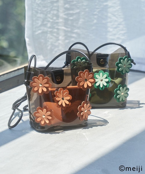 ROPE' PICNIC（ロペピクニック）の「【CHELSEA×ROPE' PICNIC】ポーチ付きフラワークリアバッグ（ショルダーバッグ・レディース・グリーン/オレンジ系その他・FREE）」の15枚目の写真
