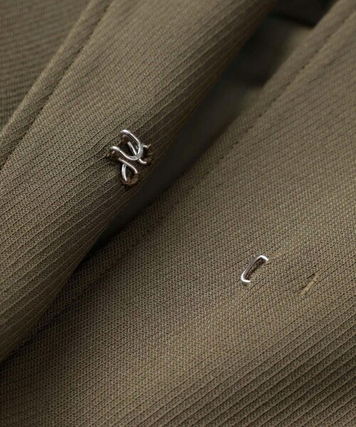 LOVELESS（ラブレス）の「カーキフリルヨーク オーバーコート（トレンチコート・レディース・グリーン系その他・34/36）」の16枚目の写真