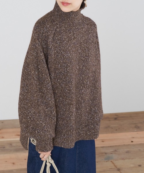 Chaco closet(チャコ クローゼット)の「MIXハイネック ボリュームスリーブ ニットプルオーバー(ニット/セーター・レディース・モカ/ブラック/ブラウン/ライトカーキ/アイボリー・FREE)」の15枚目の写真