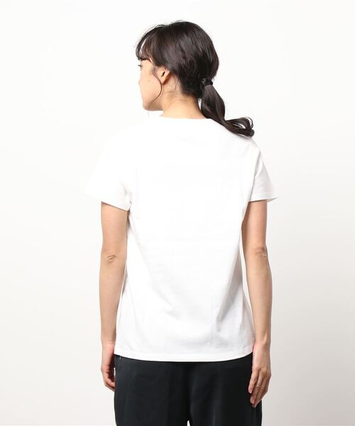 A.P.C.（アーペーセー）の「T-SHIRT DENISE-R 21A（Tシャツ/カットソー・レディース・ホワイト/ブラウン系その他・S/M/L）」の4枚目の写真