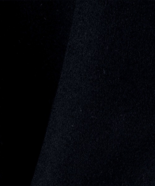 LE GLAZIK（ルグラジック）の「LE GLAZIK | ラムウール リバーチェスターコート WOMEN（チェスターコート・レディース・ベージュ/ネイビー/ライトグレー・36）」の10枚目の写真