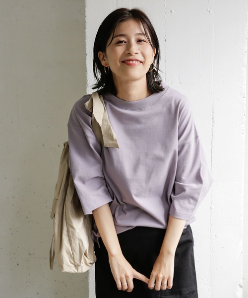 URBAN RESEARCH DOORS（アーバンリサーチドアーズ）の「オーバーサイズコットンTシャツ（Tシャツ/カットソー・レディース・パープル/ベージュ/スミクロ・ONE）」の5枚目の写真