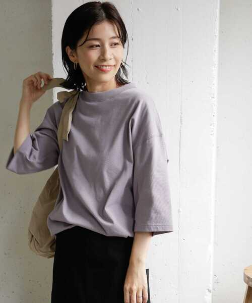 URBAN RESEARCH DOORS（アーバンリサーチドアーズ）の「オーバーサイズコットンTシャツ（Tシャツ/カットソー・レディース・パープル/ベージュ/スミクロ・ONE）」の6枚目の写真