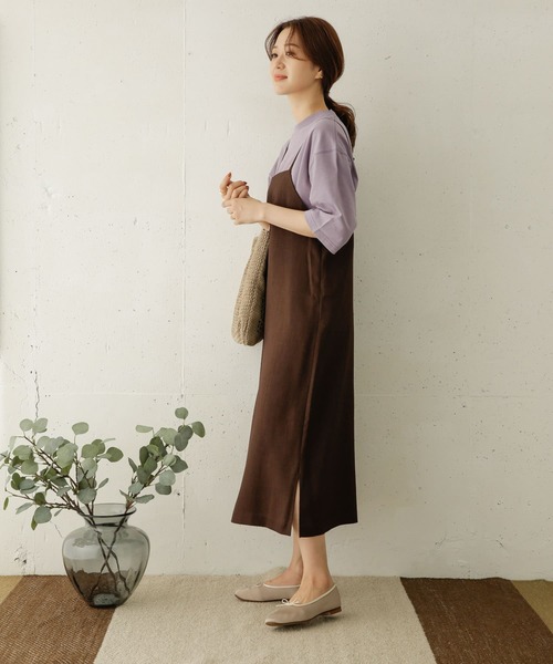 URBAN RESEARCH DOORS（アーバンリサーチドアーズ）の「オーバーサイズコットンTシャツ（Tシャツ/カットソー・レディース・パープル/ベージュ/スミクロ・ONE）」の17枚目の写真