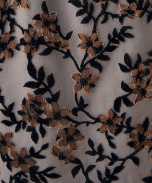 MADEMOISELLE ROPE'（マドモアゼル ロペ）の「【セットアップ対応】フロッキーフラワーストレートスカート（スカート・レディース・ブラウン系その他/ブルー系その他・38）」の17枚目の写真