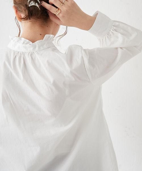 DISCOAT（ディスコート）の「【WEB限定】スタンドフリルストライプブラウス（シャツ/ブラウス・レディース・ホワイト/ストライプ/ネイビー/ブラック/ライトブルー・FREE）」の9枚目の写真