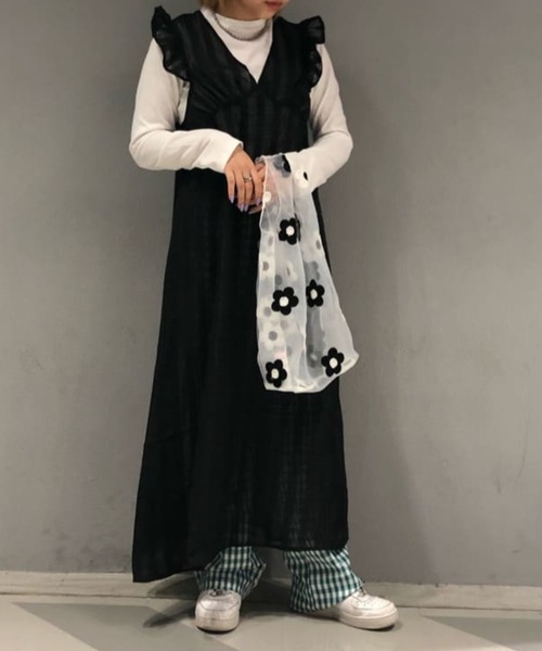 WEGO（ウィゴー）の「WEGO/フリルショルダーワンピース（ワンピース・レディース・ブラック/ブラウン・FREE）」の13枚目の写真