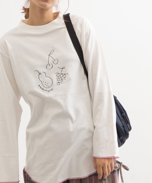 POU DOU DOU(プードゥドゥ)の「ギザギザステッチフルーツロングスリーブTee(Tシャツ/カットソー・レディース・ベージュ/オフホワイト・3)」の14枚目の写真