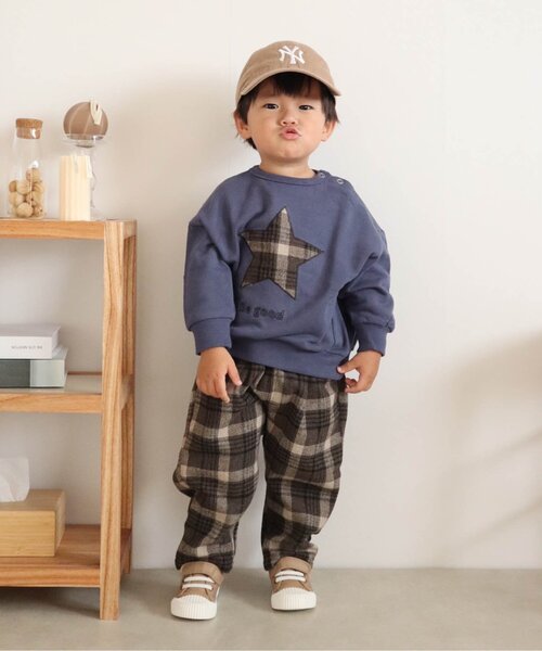 BREEZE by yumi.（ブリーズバイユミ）の「WEB限定 パッチワークトレーナー【BREEZE by yumi.】（スウェット・キッズ・ベージュ/ブラウン/カーキ/ネイビー・100/110/120/130/90/80/140）」の4枚目の写真