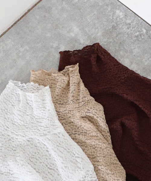 archives（アルシーヴ）の「ハイネックレースＴＯＰＳ（Tシャツ/カットソー・レディース・ブラウン/オフホワイト/ベージュ・MEDIUM）」の3枚目の写真