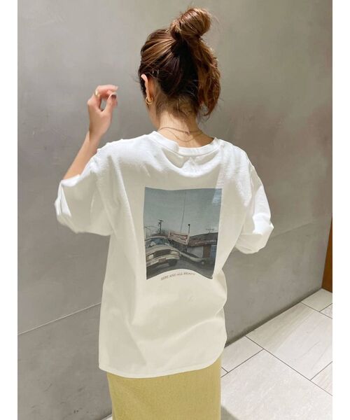 Ungrid(アングリッド)の「バックフォトプリントロングスリーブTee(Tシャツ/カットソー・レディース・オフホワイト/チャコールグレー・FREE)」の3枚目の写真