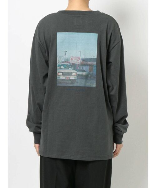 Ungrid(アングリッド)の「バックフォトプリントロングスリーブTee(Tシャツ/カットソー・レディース・オフホワイト/チャコールグレー・FREE)」の16枚目の写真