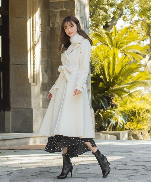 QUEENS COURT（クイーンズコート）の「FOXファー襟プリンセスコート