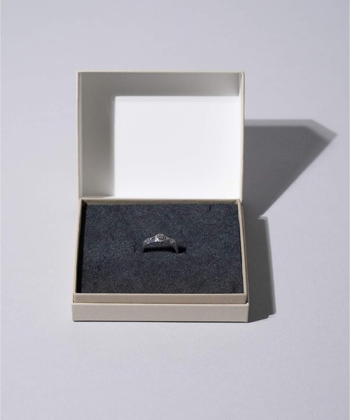 LION HEART（ライオンハート）の「LION HEART ギフトラッピングキット/蝶番タイプ（ラッピングキット・メンズ・グレイッシュベージュ・FREE）」の4枚目の写真