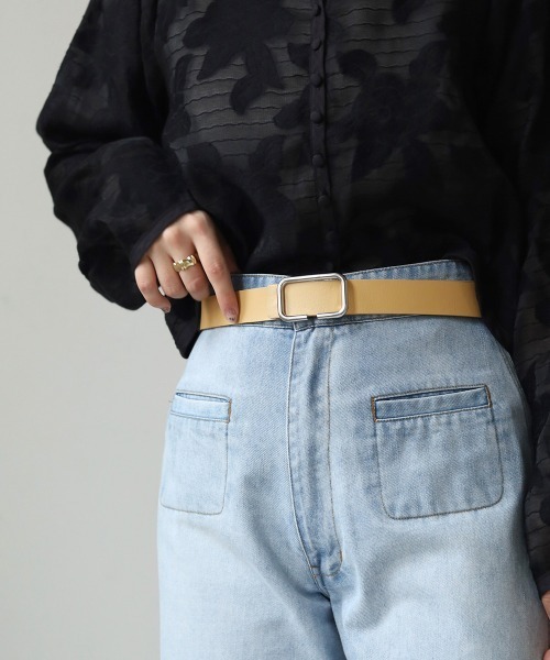 Bab（バブ）の「スクエアバックルカラーベルト（ベルト・レディース・サックスブルー/ブラック/ベージュ/イエロー・ONESIZE）」の5枚目の写真