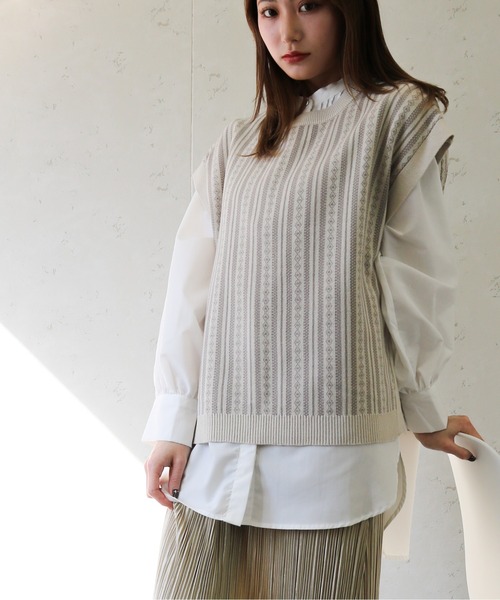 Per sist ence（パーシエンス）の「Per sist ence/パーシエンス　コットンアクリルジャガード クルーネックニットベスト（ベスト・レディース・グリーン/アイボリー/ブラック・FREE）」の2枚目の写真