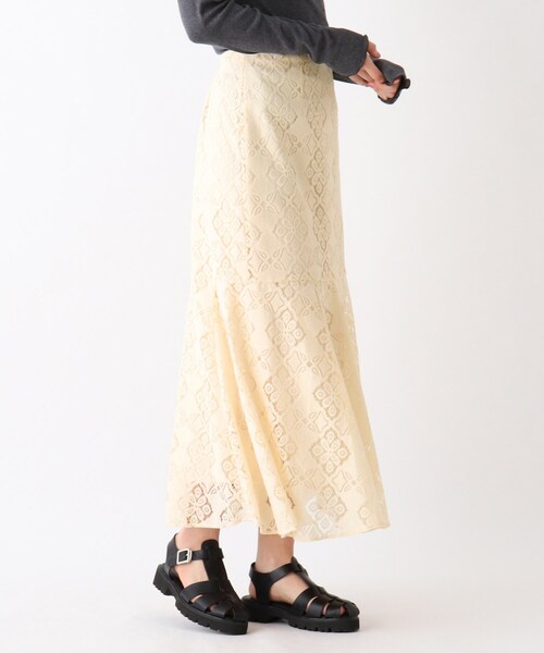 OPAQUE.CLIP（オペークドットクリップ）の「◆【C】キカレース マーメイドスカート（スカート・レディース・オフホワイト/ネイビー・34/36/38/40）」の3枚目の写真