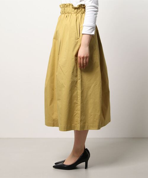 NICOLE white(ニコルホワイト)の「タックスカート(スカート・レディース・ブラック/イエロー/グリーン・FREE)」の4枚目の写真