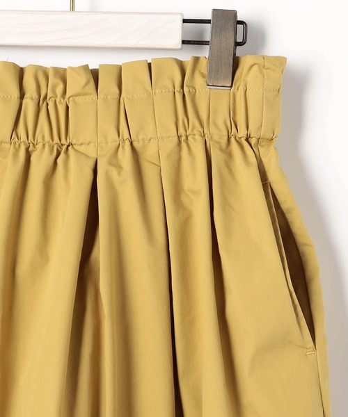 NICOLE white(ニコルホワイト)の「タックスカート(スカート・レディース・ブラック/イエロー/グリーン・FREE)」の6枚目の写真