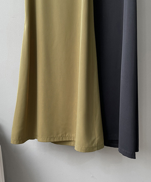 c.u.l(シーユーエル)の「【c.u.l:w】シンプルキャミソールワンピース culw188(ワンピース・レディース・マスタード/ブラック・L/M)」の12枚目の写真