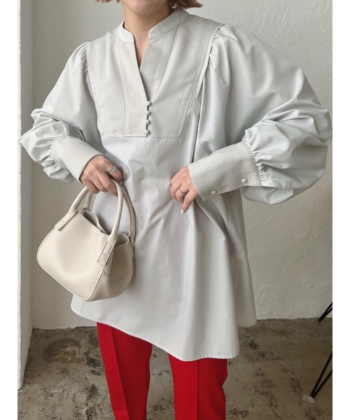 JUMELLE（ジュメロ）の「スキッパーブラウス（シャツ/ブラウス・レディース・ベージュ/ミント・FREE）」の2枚目の写真