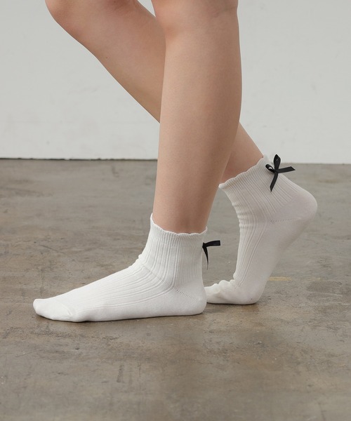 Honeys(ハニーズ)の「スカラップリボンショート(ソックス/靴下・レディース・ホワイト系その他/ブラック/ホワイト/ピンク・FREE)」の6枚目の写真