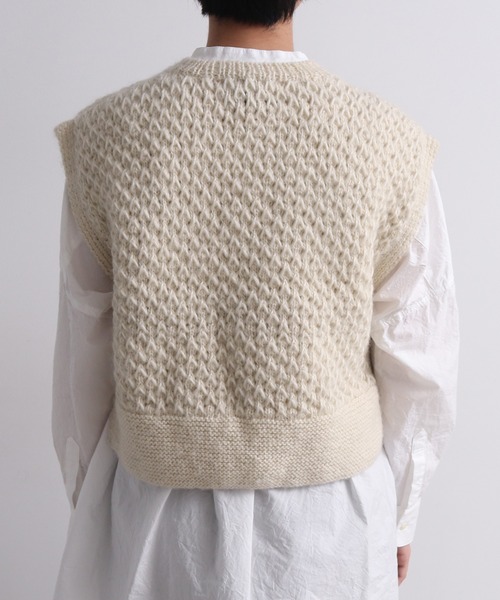 yuni（ユニ　）の「ネパールハンドニット　short vest（ベスト・レディース・ブラック/アイボリー・FREE）」の21枚目の写真