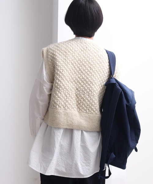 yuni（ユニ　）の「ネパールハンドニット　short vest（ベスト・レディース・ブラック/アイボリー・FREE）」の17枚目の写真