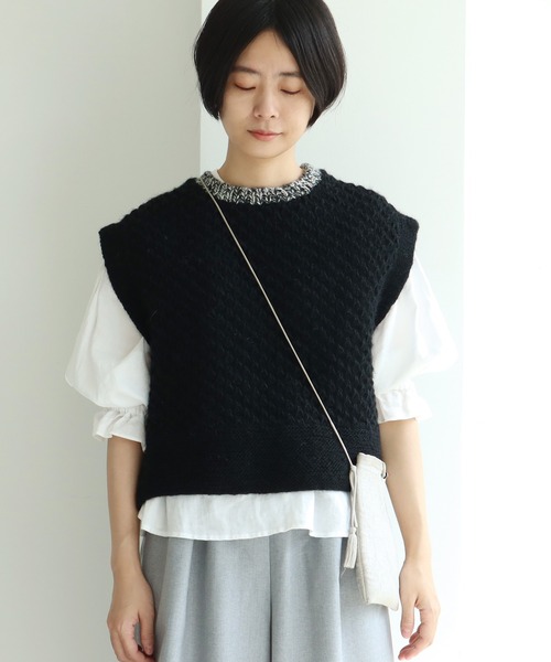 yuni（ユニ　）の「ネパールハンドニット　short vest（ベスト・レディース・ブラック/アイボリー・FREE）」の8枚目の写真