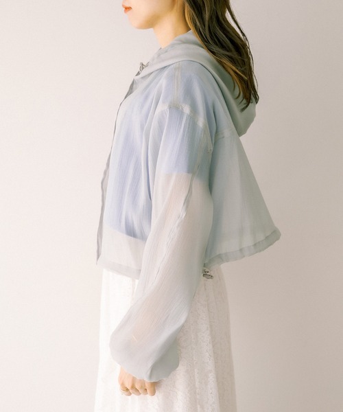 OLIVE des OLIVE(オリーブデオリーブ)の「シアショートマンパ(マウンテンパーカー・レディース・ライトグレー/オフホワイト・FREE)」の4枚目の写真