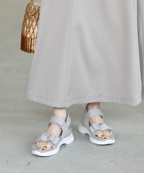 earth music&ecology（アースミュージックアンドエコロジー）の「リボンスポーツサンダル【earth　music＆ecology】（サンダル・レディース・ブラック/アイボリー/グレー・SMALL/MEDIUM/LARGE/X-LARGE）」の13枚目の写真