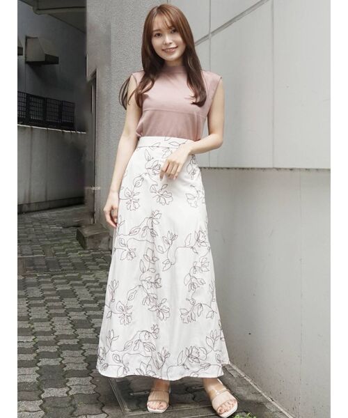 MERCURYDUO（マーキュリーデュオ）の「インナーキャミ付シアーニット（ニット/セーター・レディース・ブラック/ベージュ/アイボリー・FREE）」の5枚目の写真