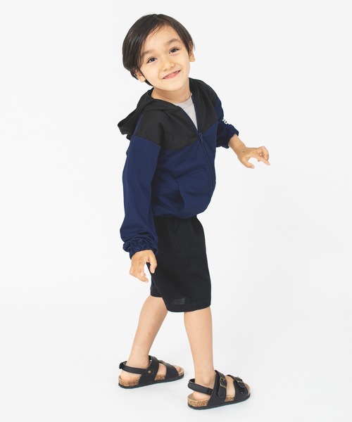 BRANSHES（ブランシェス）の「【UVカット・吸水速乾】サマージャケット（パーカー・キッズ・オフホワイト/ネイビー・150/130/120/100/110/140）」の14枚目の写真