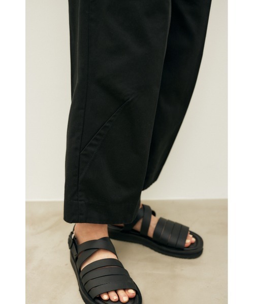 M_（エムアンダーバー）の「【M_】OGC HW TUCK パンツ（デニムパンツ・レディース・アイボリー/ブラック・2/1）」の17枚目の写真