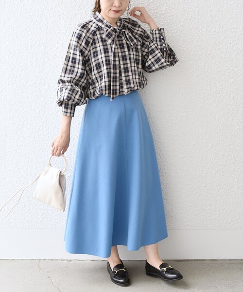 SHIPS(シップス)の「*〈手洗い可能〉2WAYボウタイブラウス◆(シャツ/ブラウス・レディース・ライトグレー/ベージュ/ネイビー/グリーン・ONE SIZE)」の7枚目の写真