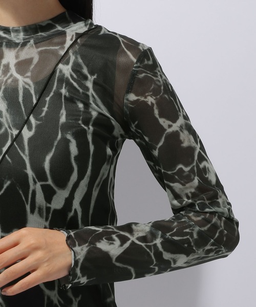 HARE(ハレ)の「2WAYガラシアーカットソー(HARE)(Tシャツ/カットソー・レディース・ブラック/ブルー・FREE)」の15枚目の写真