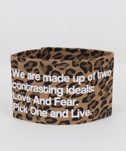 NOISESCAPE(ノイズスケープ)の「ab1519-Leopard pattern print design armband アームバンド(アームカバー・メンズ・ブルー系その他2/ブルー系その他/イエロー系その他/イエロー系その他2/ブルー/キャメル・FREE)」の15枚目の写真