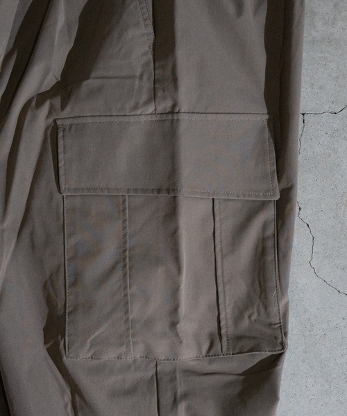 JOHN'S CLOSET（ジョンズクローゼット）の「【3】ポリ撥水 ストレッチ バルーンカーゴパンツ（カーゴパンツ・メンズ・カーキ/ベージュ系その他/ブラック・LARGE/X-LARGE/MEDIUM）」の9枚目の写真