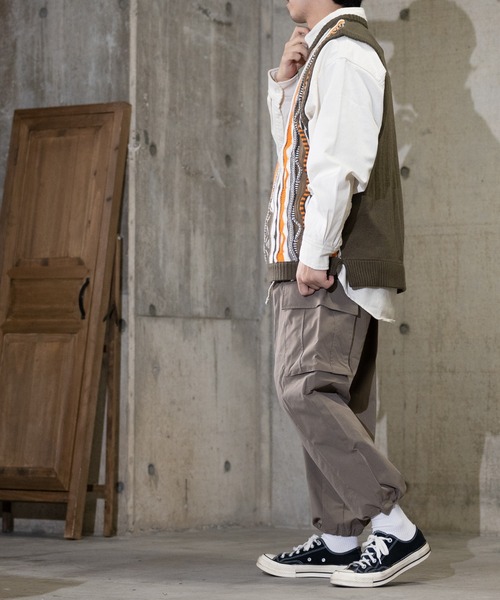 JOHN'S CLOSET（ジョンズクローゼット）の「【3】ポリ撥水 ストレッチ バルーンカーゴパンツ（カーゴパンツ・メンズ・カーキ/ベージュ系その他/ブラック・LARGE/X-LARGE/MEDIUM）」の18枚目の写真