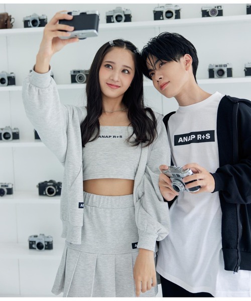 ANAP GｉRL（アナップガール）の「R+Sブラトップ（チューブトップ・キッズ・ライトグレー/ブラック・XS/M/S）」の12枚目の写真