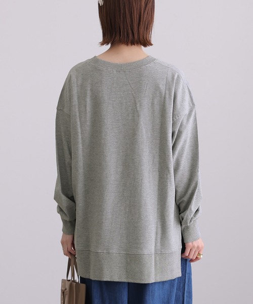 ElegChic(エレグシック)の「ミニ裏毛サイド スリット トレーナー(スウェット・レディース・チャコールグレー/杢グレー/ブラック/オフホワイト・4L~5L/LL~3L/M~L)」の19枚目の写真