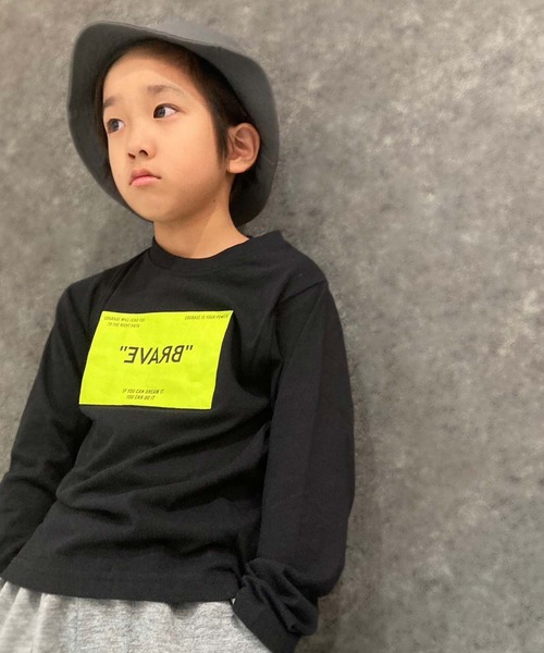 THE CASUAL(カジュアル)の「選べる20カラープリント長袖Tシャツ(Tシャツ/カットソー・キッズ・モカ/カーキ/ホワイト系/ブラック系2/ネイビー系/ブラウン/ベージュ/ホワイト系1/オフホワイト/杢グレー/ベージュ系/ネイビー/ブラック/ブラック系3/ブルー/ホワイト系2/ベージュ系1/ブラック系1/ブラック系/ブラウン系・110cm/120cm/130cm/140cm/150cm/160cm)」の7枚目の写真