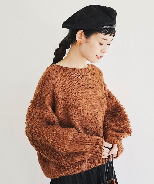 and R（アンドアール）の「ボリュームスリーブニットプルオーバー（ニット/セーター・レディース・グレー・FREE）」の7枚目の写真