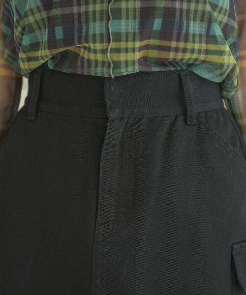 ems excite（エムズエキサイト）の「カーゴポケミニSK（スカート・レディース・ダークブラウン/グリーン/ブラック・FREE）」の11枚目の写真