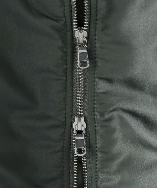 AVIREX（アヴィレックス）の「【別注】 ＜AVIREX＞ MA-1/アウター（ブルゾン・メンズ・ブラック/オリーブ・M/L/XL/S）」の6枚目の写真