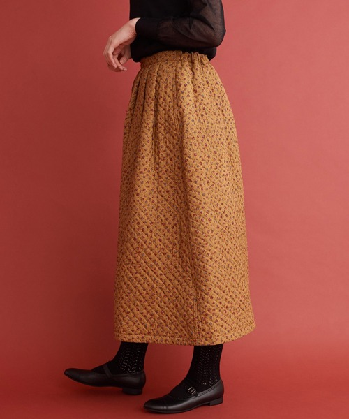 Malle(マル)の「Malle 小花キルティング スカート(スカート・レディース・マスタード/スミクロ・FREE)」の10枚目の写真