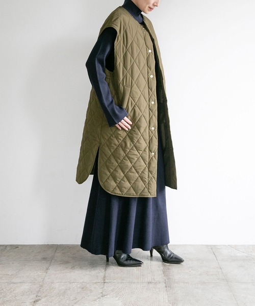 LEPSIM（レプシィム）の「【FOR I SERIES】キルティングベスト　174690（ダウンベスト・レディース・ブラック/カーキ・SMALL）」の4枚目の写真