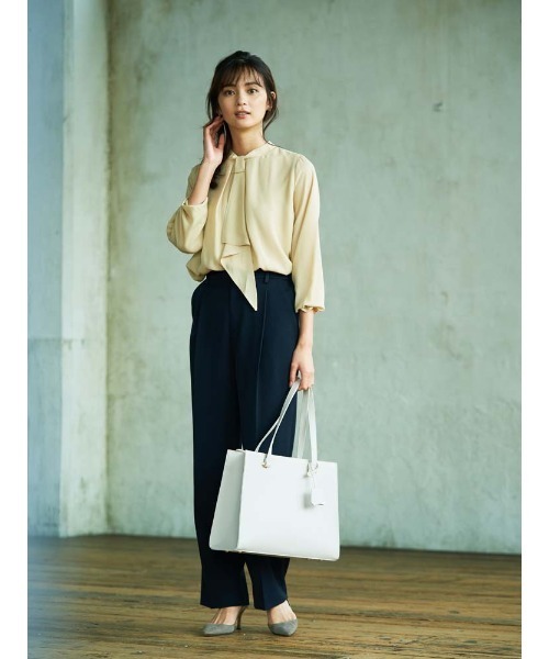 Perfect Suit FActory（パーフェクトスーツファクトリー）の「SPALDING(SET-A) ワイドテーパードパンツ（スーツパンツ・レディース・ネイビー/ベージュ・M/L/S）」の19枚目の写真