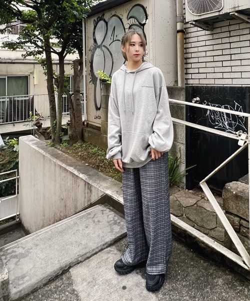 Figments（フィグメンツ）の「AUTUMNBREEZEパーカー（パーカー・レディース・ブラック/杢グレー・FREE）」の16枚目の写真