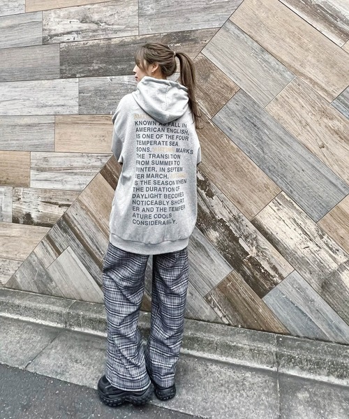 Figments（フィグメンツ）の「AUTUMNBREEZEパーカー（パーカー・レディース・ブラック/杢グレー・FREE）」の14枚目の写真